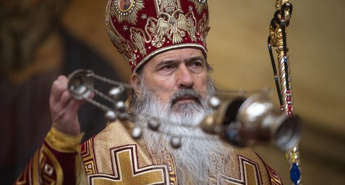 Arhiepiscopia Tomisului: Unii jurnaliști apelează la vechi metode comuniste de pus la gazeta de perete