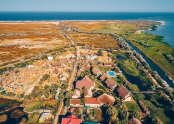 Campingul Green Dolphin din Delta Dunării a trecut în proprietatea Grupului Eurolines, condus de Dragoș Anastasiu
