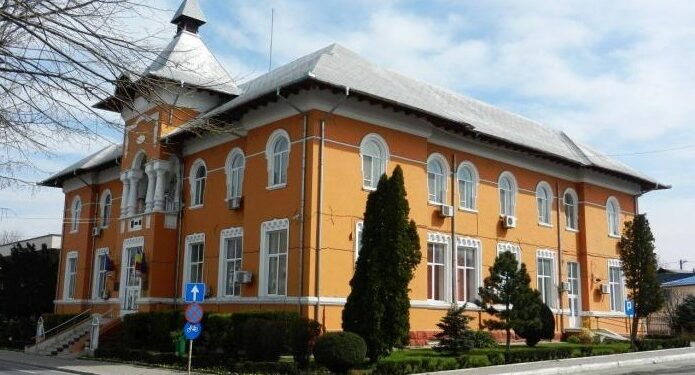 Primăria Medgidia distribuie tichetele sociale pentru persoane defavorizate