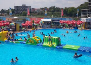 Uită de codul galben de caniculă și răcorește-te la Eforie Aqua Park