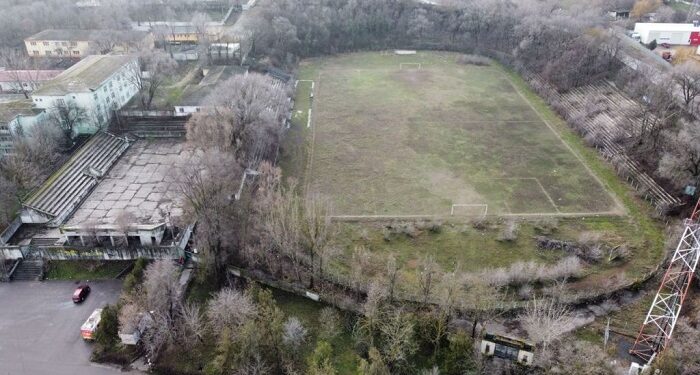 Valentin Vrabie: Un vis împlinit! De astăzi, baza sportivă Cimentul este proprietatea municipalității