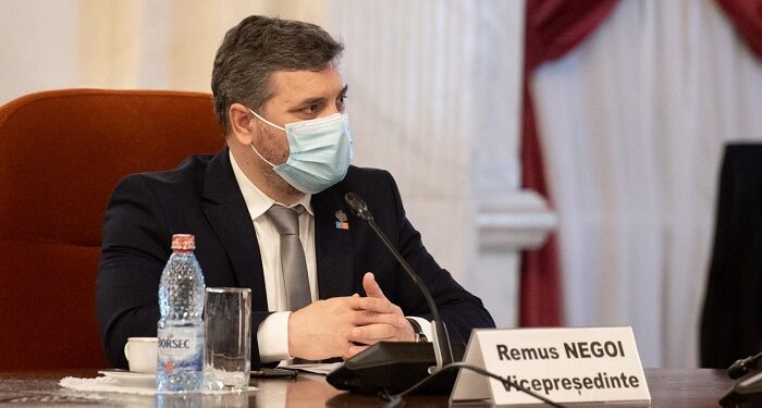 Negoi îl ia la drulă pe Crușoveanu pe marginea alternativei Techirghiol