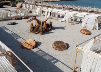 Petrecere NOSTALGIA pe plaja Neversea din Constanța, în acest weekend, 15- 17 iulie