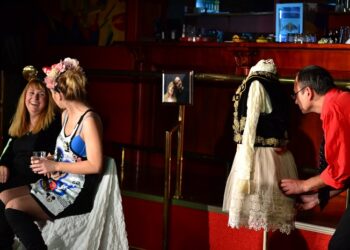 „Soț de vânzare”, duminică, la festivalul „Seri de teatru și muzică la Pontul Euxin”