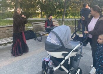 Poveste din Bucureștiul de Odinioară cu Miruna Ionescu și Taraful de oraș Valentin Albeșteanu, spusă la Constanţa