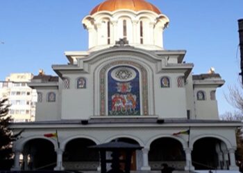 Biserica Sfinții Arhangheli „ Mihail și Gavril” numită și  Capela Militară „ Regele CAROL al II-lea” din  Constanța