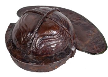 Poveștile Muzeelor: Coiful de legionar roman de la Berzovia