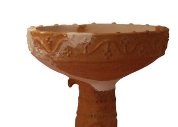 Vasul lustral de la Slava Rusă