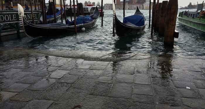 Amenințată de furtuni, Veneția a activat sistemul anti-inundație MOSE