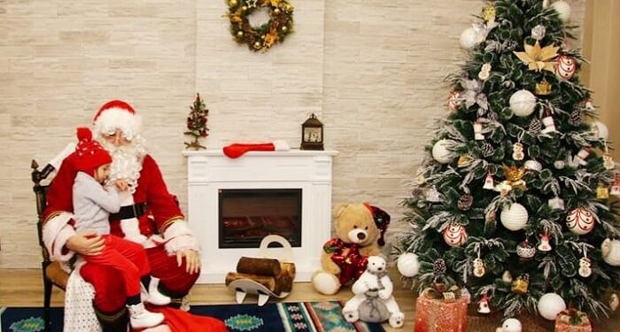 Casa lui Moș Crăciun din Ovidiu îi așteaptă pe toți copiii