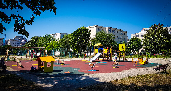 MANGALIA: Locuri de joacă moderne și sigure pentru copii