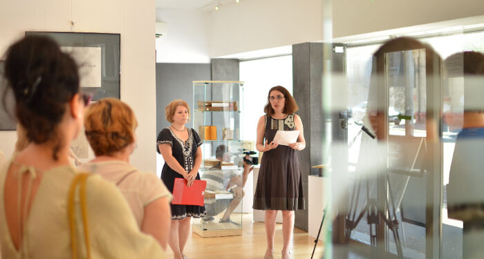 Cărți vechi și rare din Biblioteca Universitară „Ioan Popișteanu”, prezentate public la Constanța