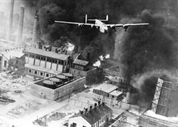 CALENDAR. 1 august 1943: TIDAL WAVE, primul atac aerian american asupra României