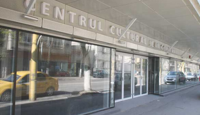 Filme și ateliere de cinema pentru elevi și profesori, la Sunscreen Film & Arts Festival