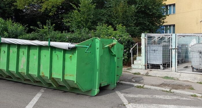 Primăria Constanța: Containere speciale pentru colectarea deșeurilor voluminoase au fost amplasate în cartierul Poarta 6