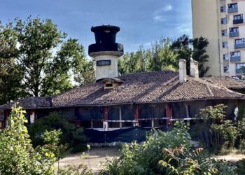 Parlamentarii Negoi și Stelian Ion (USR) cer ministrului Culturii Romașcanu (PSD) SALVAREA vilei personale a Reginei Maria din Mamaia