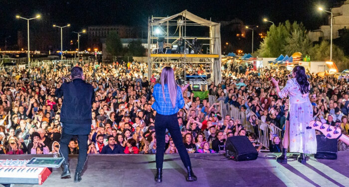 Constanţa a petrecut începutul toamnei cu trei zile şi trei nopţi incendiare!