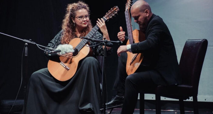 „Blue Theatre Revolution University Contest”: DUO KITHARSIS și studenții Facultății de Arte din cadrul Universității “Ovidius”