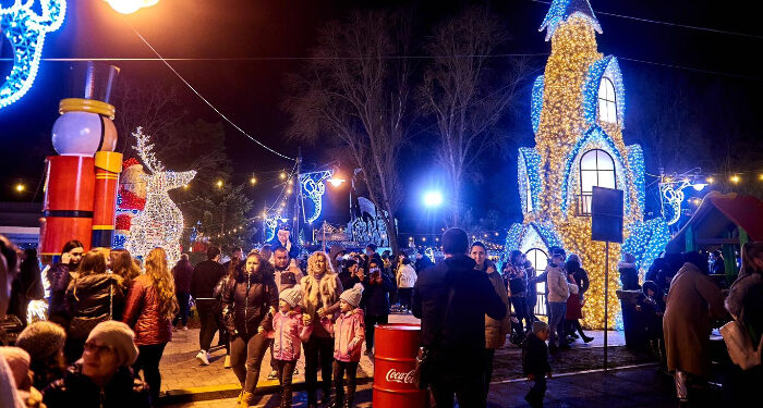 Târgul de Crăciun se deschide în această seară, în parcul Oleg Danovski din centrul municipiului Constanța