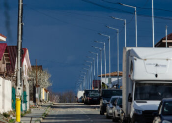 Sistem de iluminat modern, economic și ecologic pe străzile din Valu lui Traian