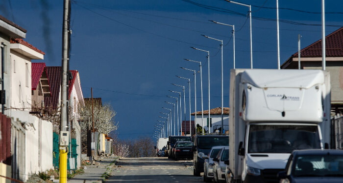 Sistem de iluminat modern, economic și ecologic pe străzile din Valu lui Traian