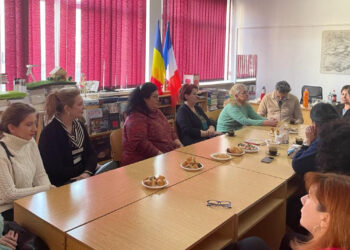 Delegația Ambasadei Franței la București în vizită la Liceul Teoretic „George Călinescu” Constanța