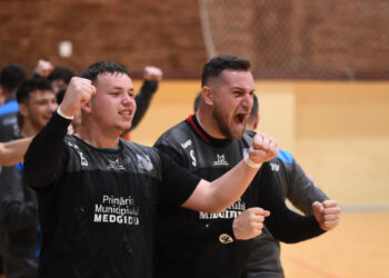 Handbaliștii CS Medgidia luptă pentru promovare cu CSM Reșița