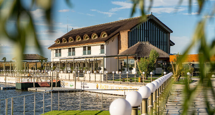 Vacanță de Paște DE VIS și DE LUX la Razelm Luxury Resort, la marginea Deltei Dunării