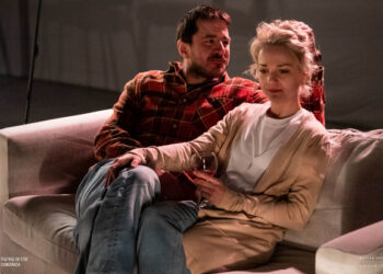 Spectacolul UNIVERSURI PARALELE, sâmbătă – 8 aprilie și duminică – 9 aprilie, la Sala Studio a TSC