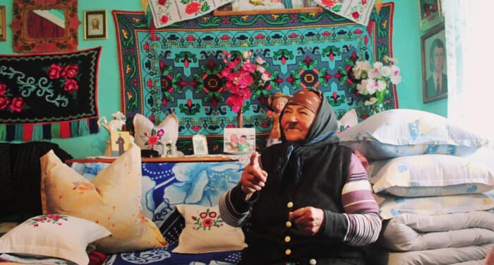 CCTB, pe urmele tradițiilor și obiceiurilor dobrogene, la Rasova, cu Petra (87 ani) şi Maria (79 ani)