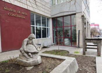 Statui Vivante și expoziții de artă, pentru Noaptea Muzeelor, la Muzeul de Artă Constanța