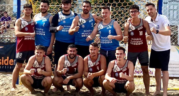 Handbaliștii din Medgidia participă, în aceste zile, la Cupa României la Beach Handball