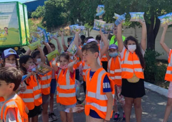 POLARIS: O nouă vizită la Stația de sortare și reciclare alături de elevi ai Școlii Gheorghe Țițeica din Constanța