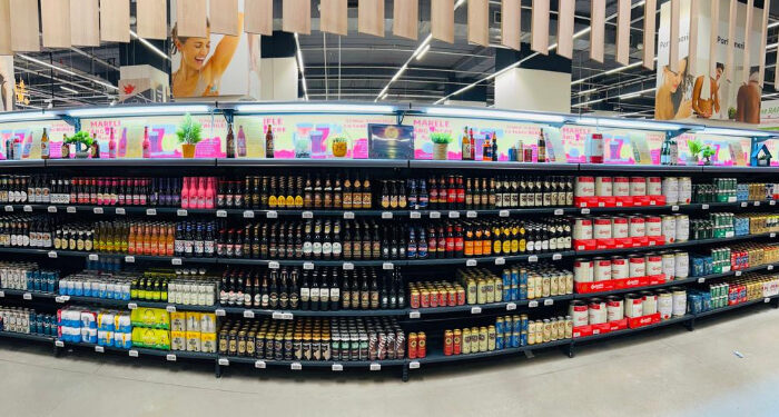 Târg de bere la Auchan Constanța, cu 46 de beri artizanale românești la raft