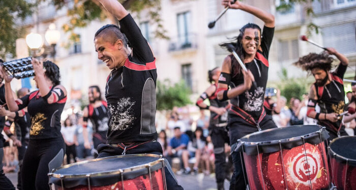 Începe SEASTREET – Festivalul Internațional de Teatru de Stradă! Spectacole pe Faleza Cazinoului, bulevardul Tomis, la Lupoaică, și Piața Ovidiu!