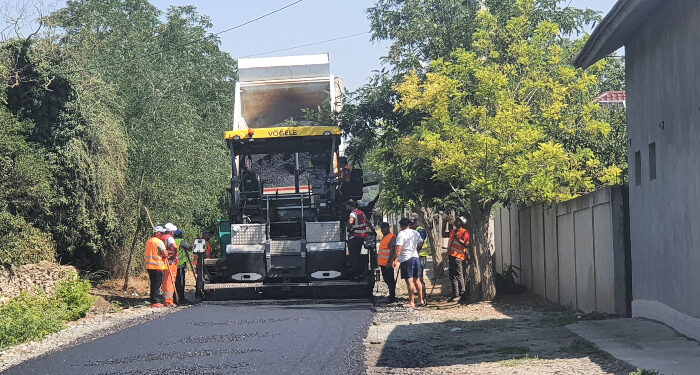 Drumuri Județene Constanța desfășoară lucrări de asfaltare în Săcele și Pantelimon
