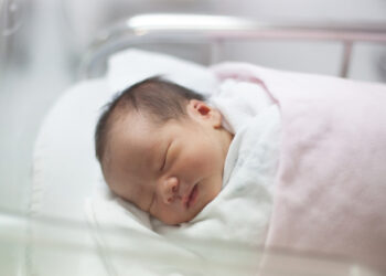 DGEP Constanța: Declararea naşterii se face în termen de 30 de zile pentru copilul născut viu