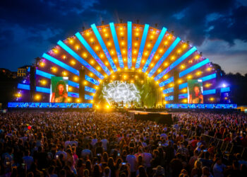 NEVERSEA 2023: Peste 65.000 de participanți în prima seară de festival, cu headlinerii ALOK, INNA, GRASU XXL, TIMMY TRUMPET