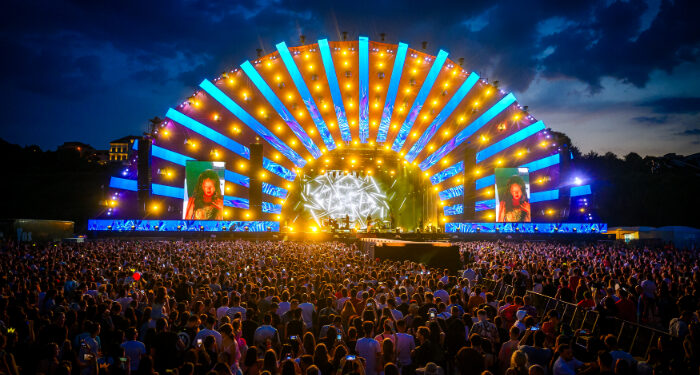 NEVERSEA 2023: Peste 65.000 de participanți în prima seară de festival, cu headlinerii ALOK, INNA, GRASU XXL, TIMMY TRUMPET