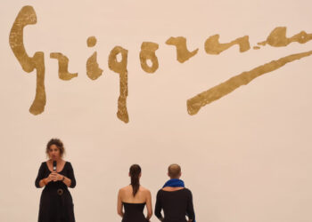 Final de BIENALĂ, la Muzeul de Artă: Premiile speciale, FLORICA CRUCERU ȘI DOINA PĂULEANU, au fost înmânate