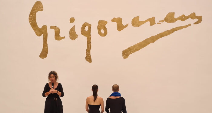 Final de BIENALĂ, la Muzeul de Artă: Premiile speciale, FLORICA CRUCERU ȘI DOINA PĂULEANU, au fost înmânate