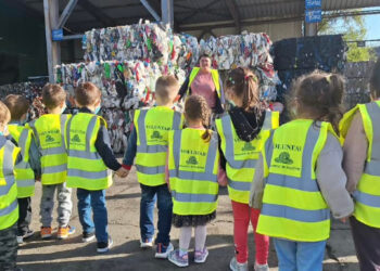 Preșcolarii de la Grădinița nr. 6 Constanța au vizitat Stația de sortare și reciclare a deșeurilor