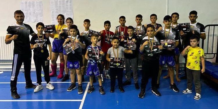 Victorie pentru sportivii de la secția de kick-boxing a Clubului Sportiv Medgidia!