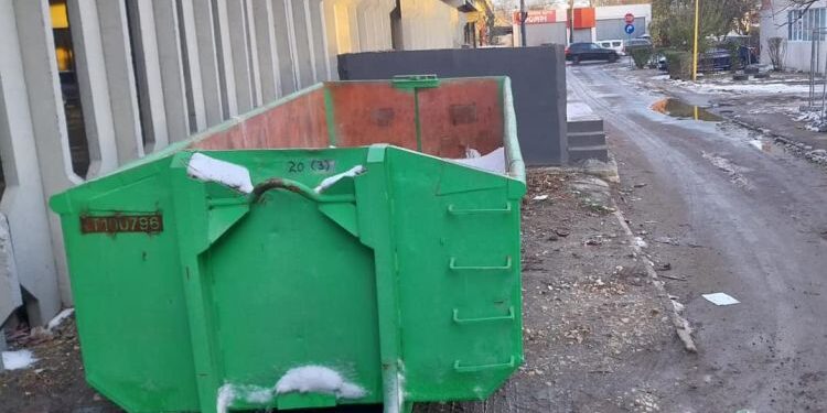 POLARIS: Unde este amplasată, săptămâna aceasta, bena pentru deșeuri voluminoase