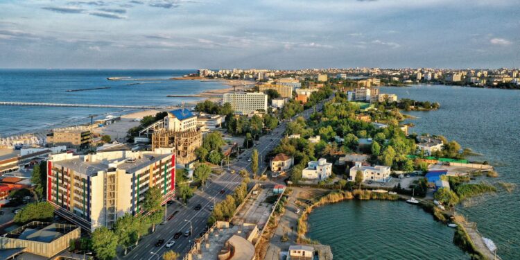 Black Friday: Reduceri de până la 44% la hotelurile din stațiunea Mamaia, pentru vara 2024