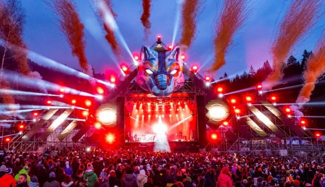 Massif 2024: Cele mai tari experiențe muzicale într-un decor montan de vis
