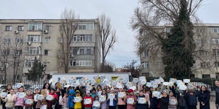 Elevii clasei a I-a B, de la Școala Gimnazială Nr. 8 Constanța sunt câștigātorii concursului “10 cu Felicitări pentru colectarea separată”!