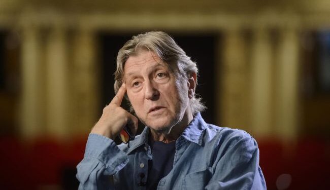 Regizorul Andrei Șerban va primi titlul de Doctor Honoris Causa din partea Universității Ovidius Constanța