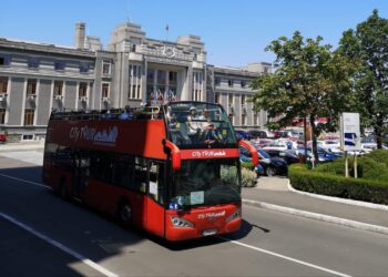 Vizitează Portul Constanța, cu autobuzele City Tour!