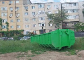 Săptămâna aceasta, Polaris pune la dispoziție două bene pentru deșeuri voluminoase
